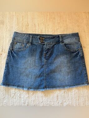 Y2K Low Rise Denim Mini Skirt DEB Frayed Hem Size 9